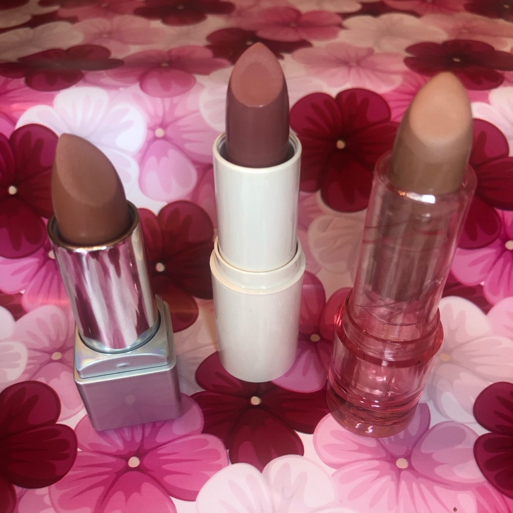 Nude Lipstick Bundle
